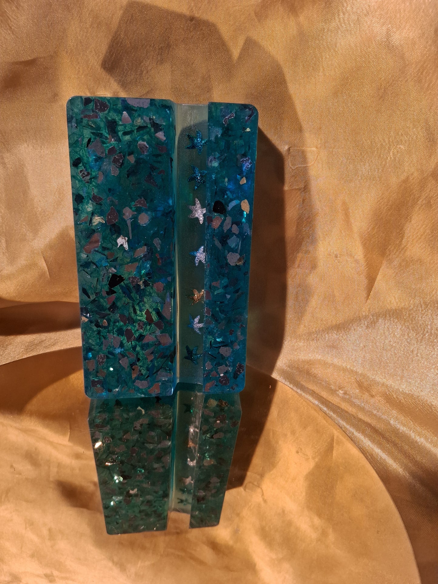 Resin Decorated Phone Stand