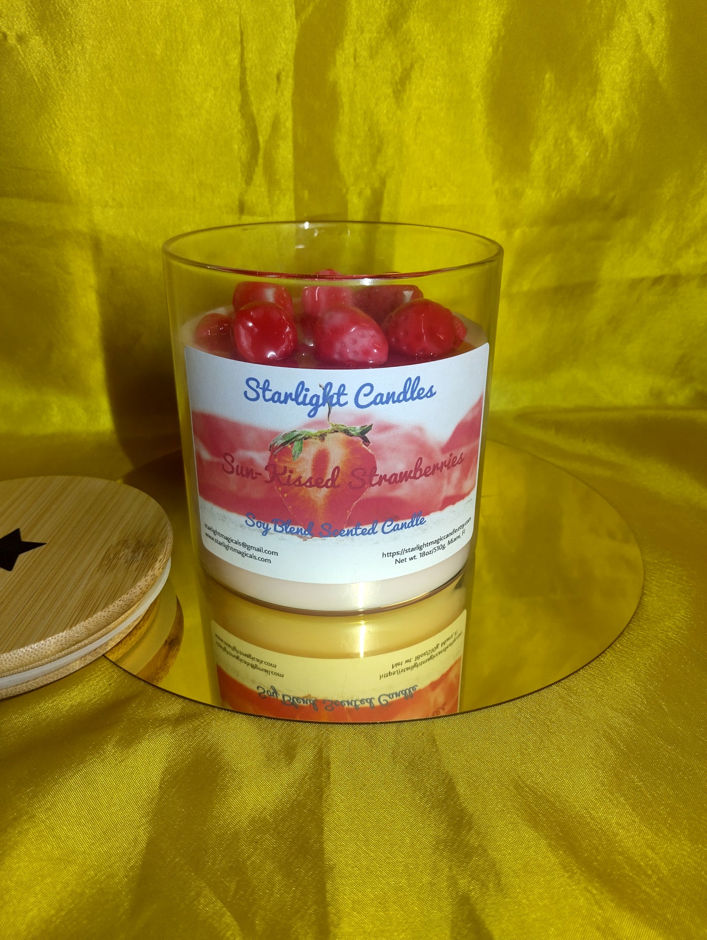 Sun-Kissed Strawberries Scented Candle - 18oz/90+hr burn time