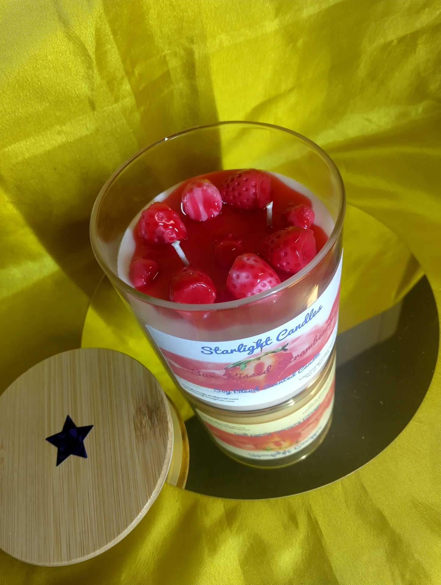 Sun-Kissed Strawberries Scented Candle - 18oz/90+hr burn time