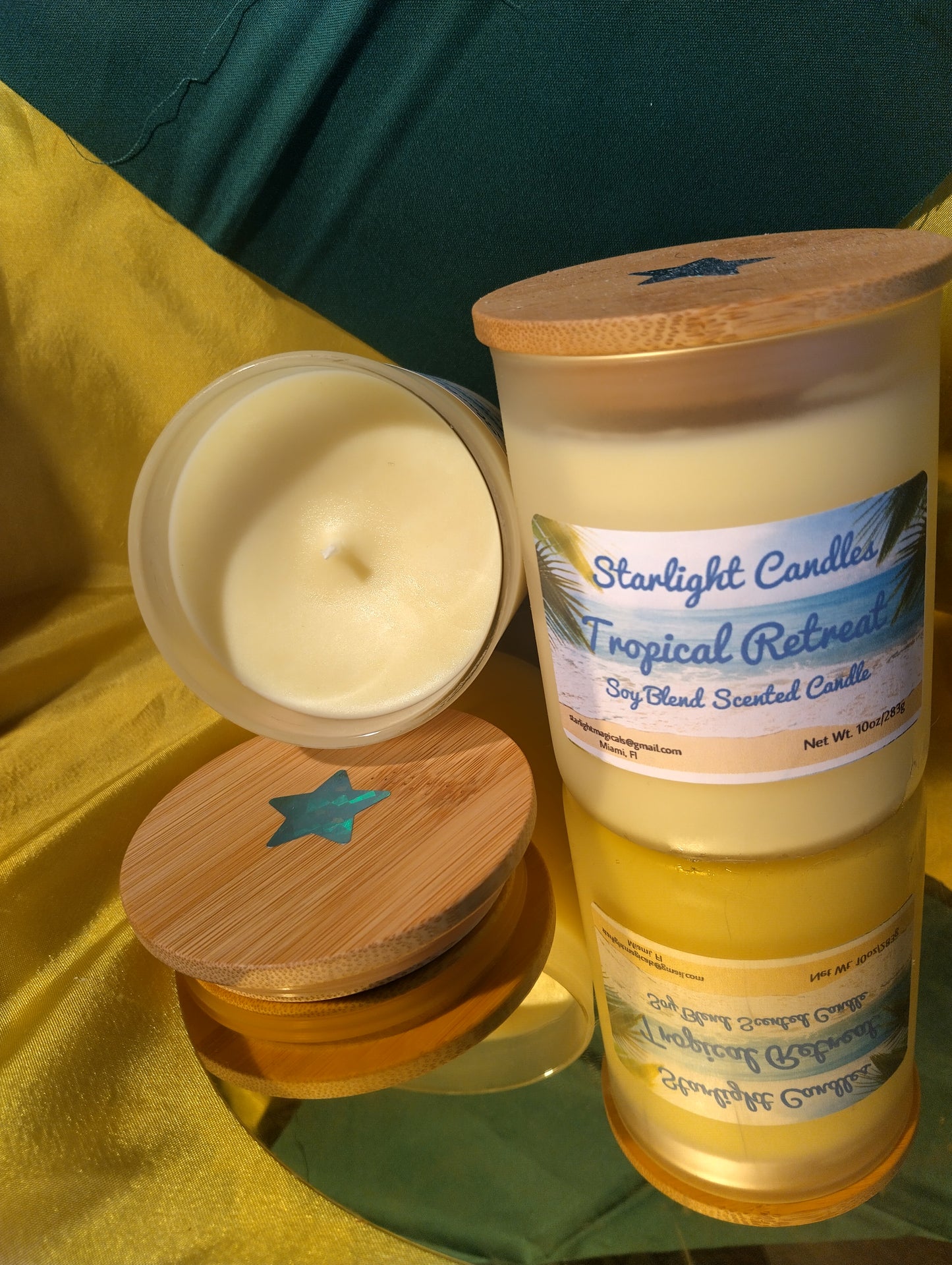 Tropical Retreat Scented Candle/9oz/55+hr burn
