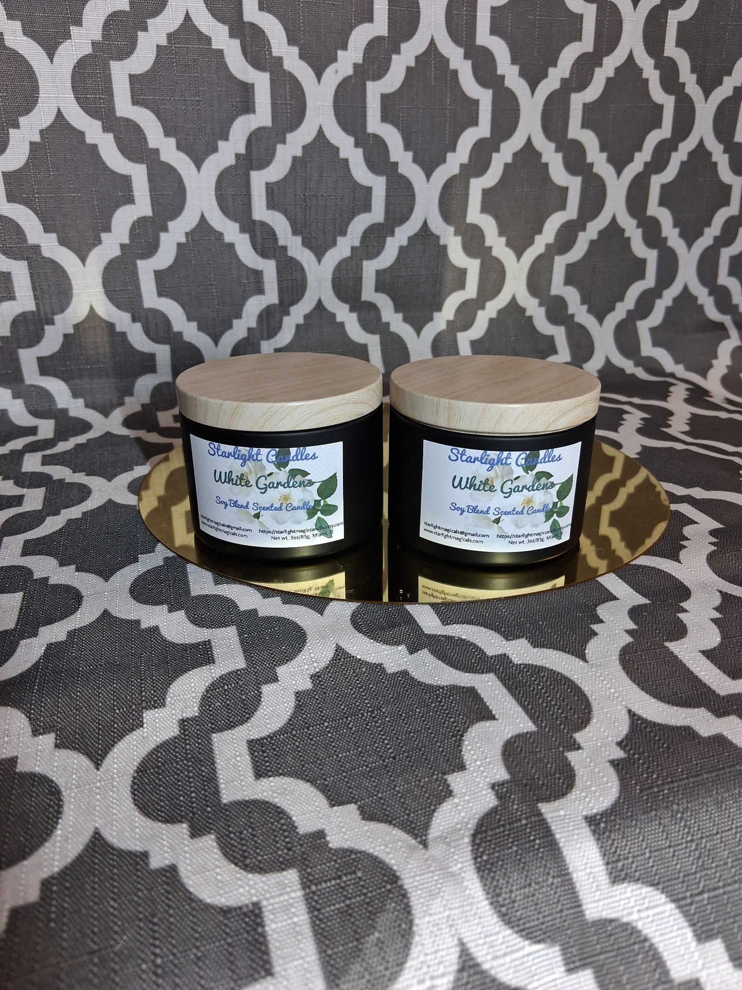 White Gardens Scented Candle 4oz