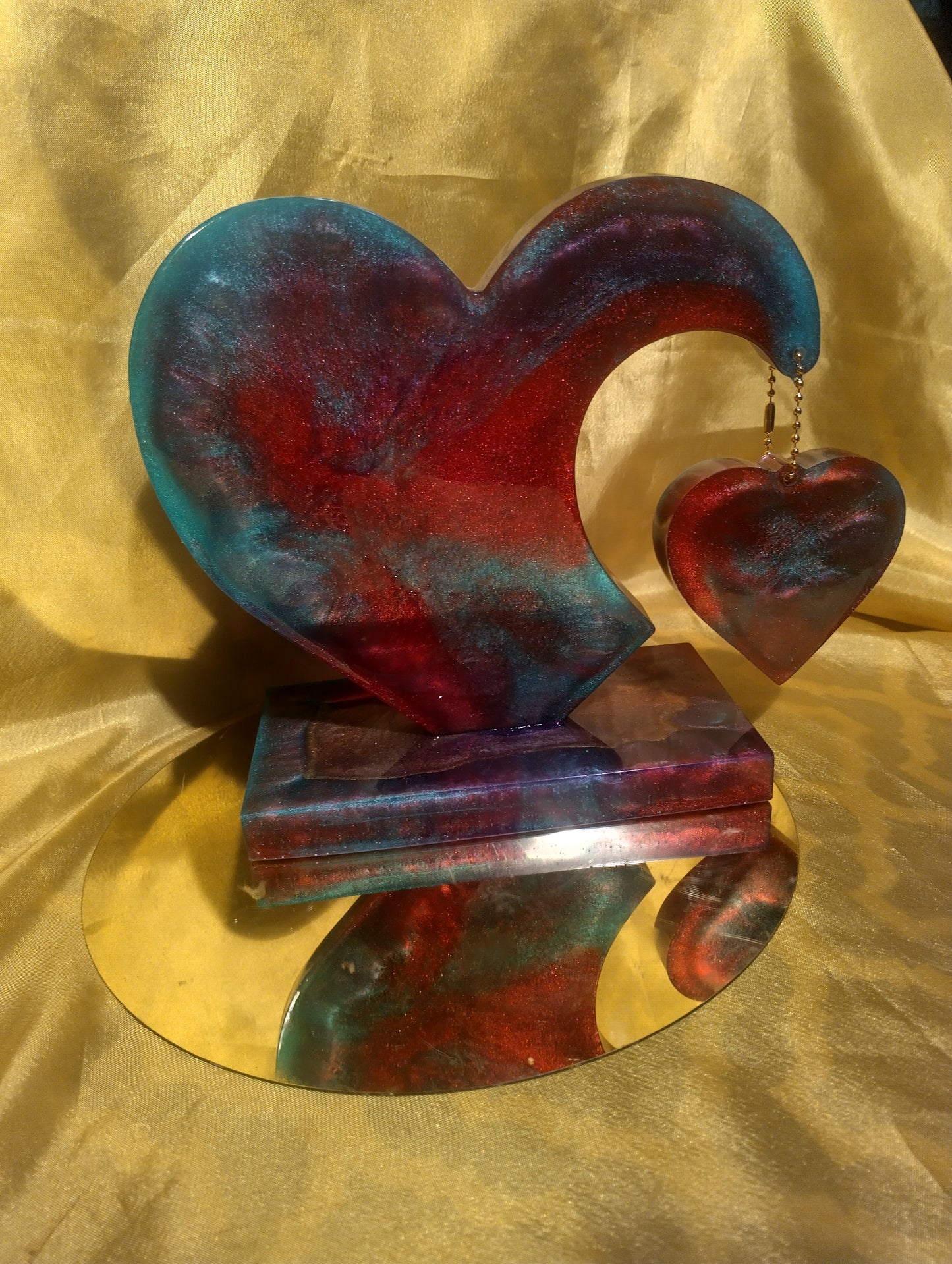 Resin decorated Standing Heart 3D