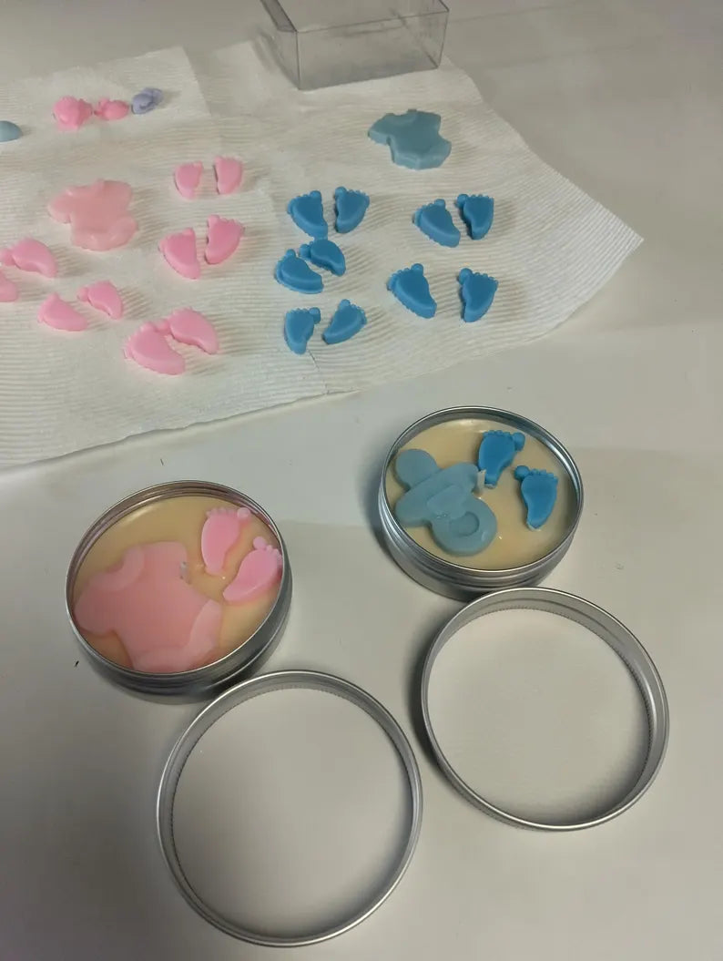 Baby Shower Keepsakes (it's a boy/girl) 2oz