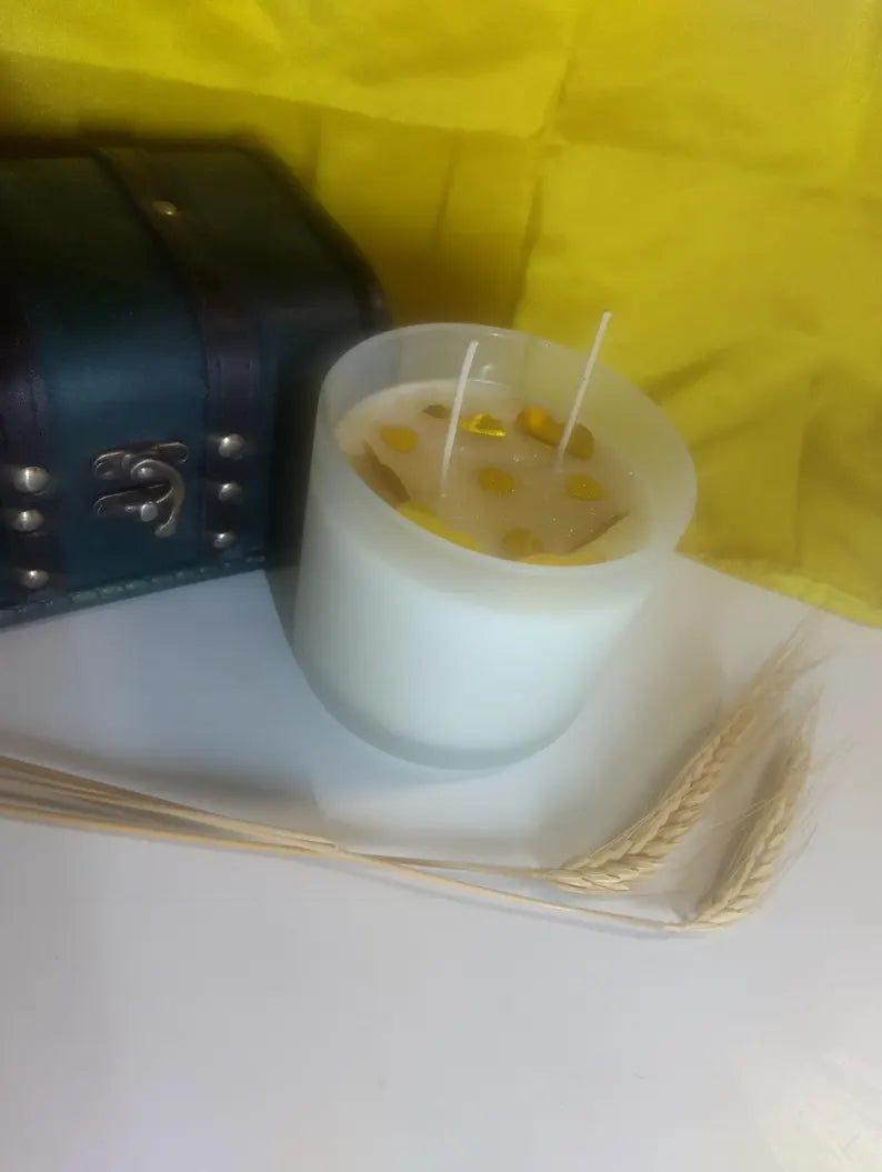Treasures Scented Candle - 13.5oz/75+hr burn time